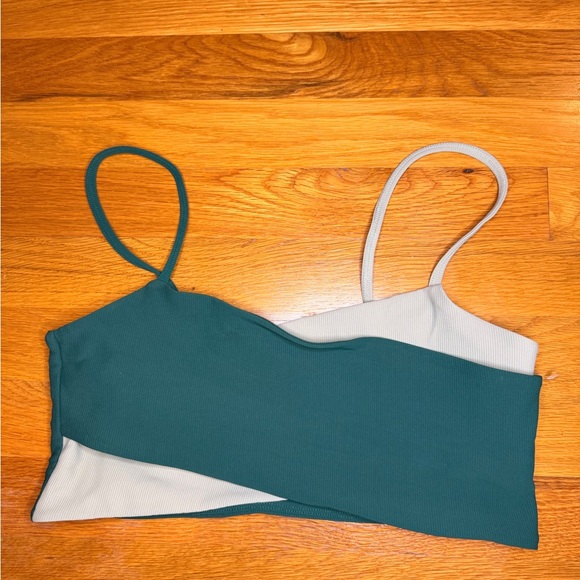 WILO Other - WILO Melbourne Asymmetrical Sports Bra Womens Large Green Ribbed Activewear